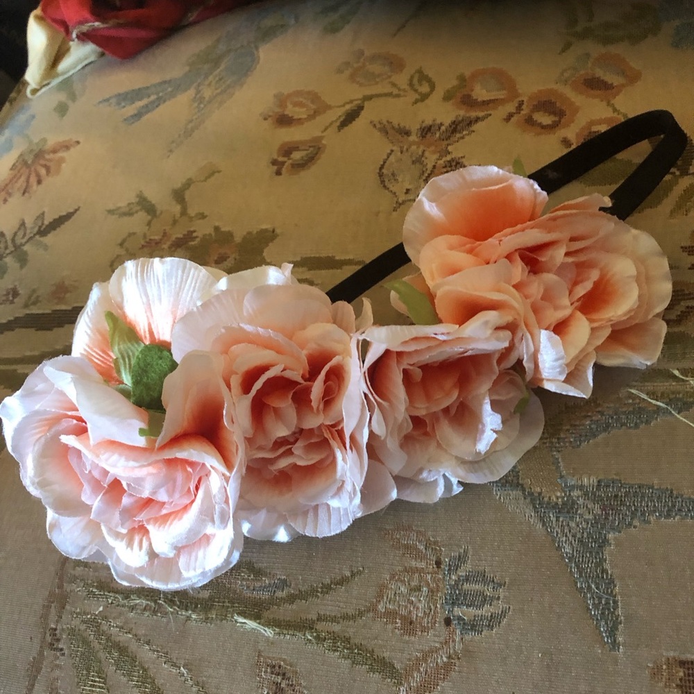 ❤️🇲🇽Vintage Silk Rose Hair Band-  665 $25 or $20 w/offer